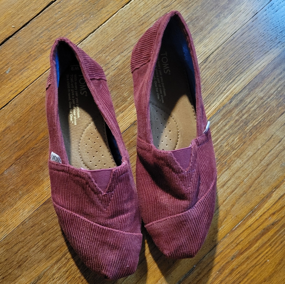 Ladies Cordouroy TOMS